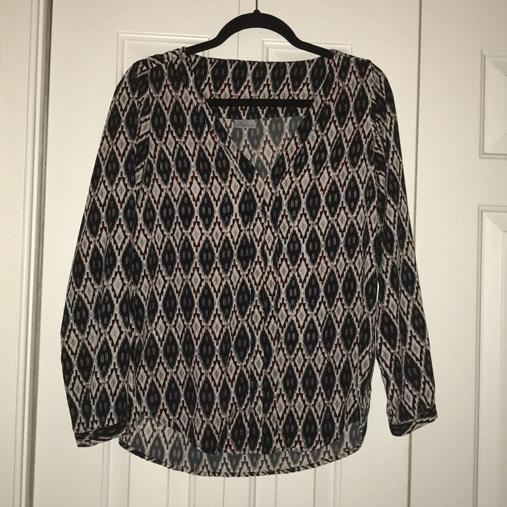 Long sleeve printed top